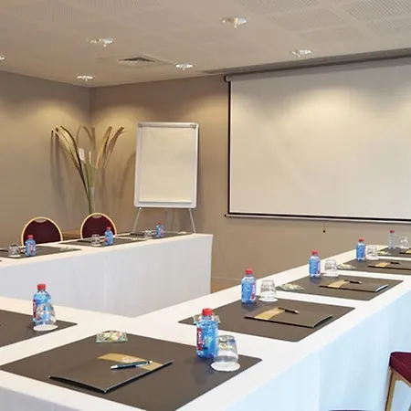 Appart'city Confort Lyon Cite Internationale Aparthotel 3*