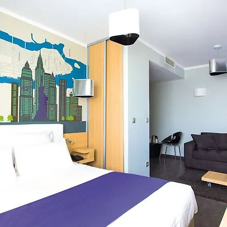 Appart'city Confort Lyon Cite Internationale Aparthotel 3*